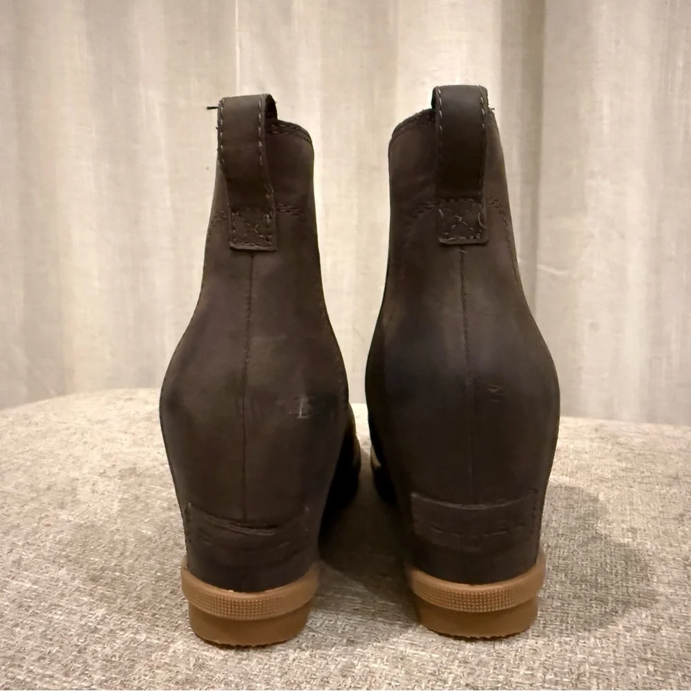 Sorel Arctic Wedge II Chelsea Boots Womens 8.5 Brown Leather NL3754-205